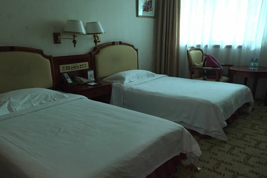 Phoenix Hotel Nanning Exterior photo